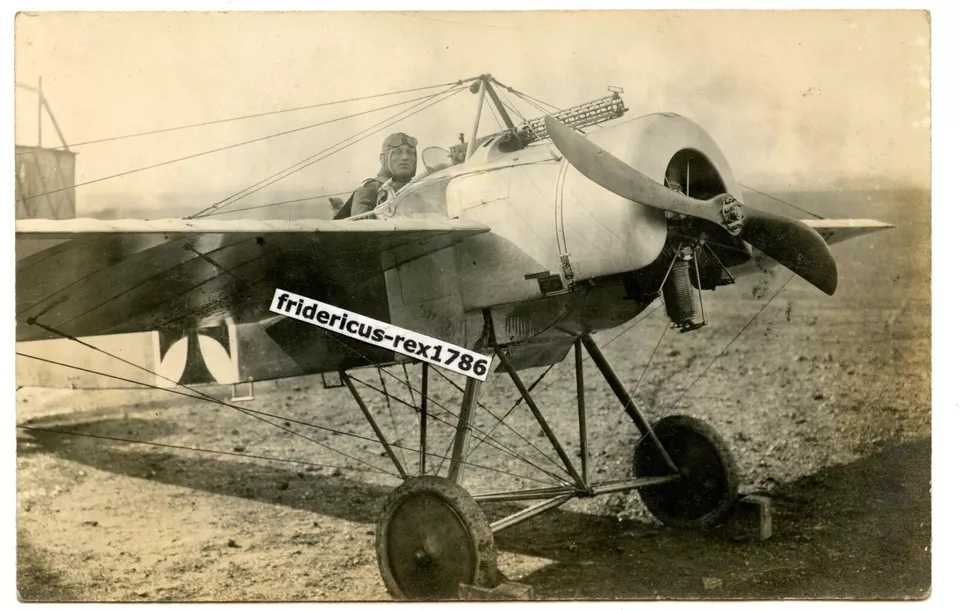F28 Foto Flugzeug Jagdflugzeug Fokker 1916 an der Front EK Kennung Pilot Jäger