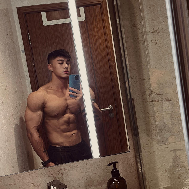 Photo by E  V  Λ  Ν on September 25, 2021.