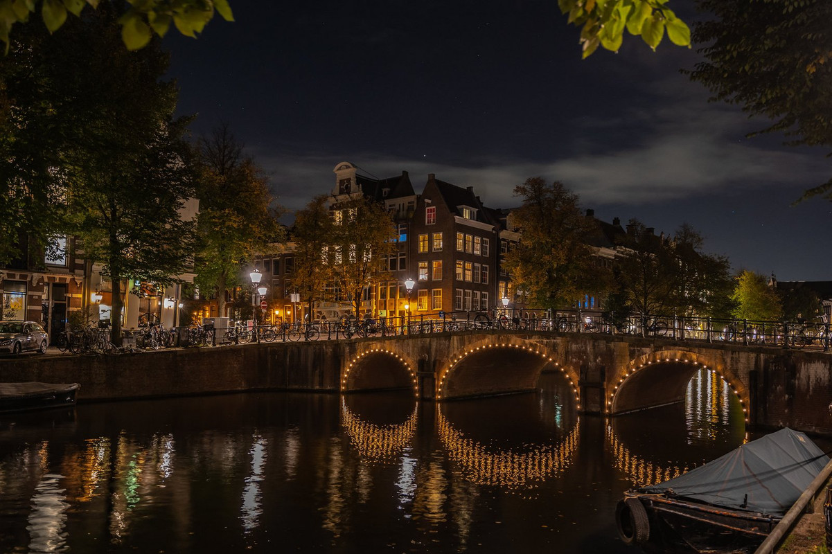 brown-amsterdam-night.jpg