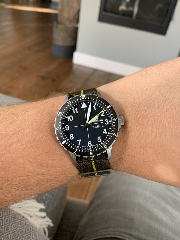 E2FDB97F-1D8C-41E1-814F-F98A9FC519B5