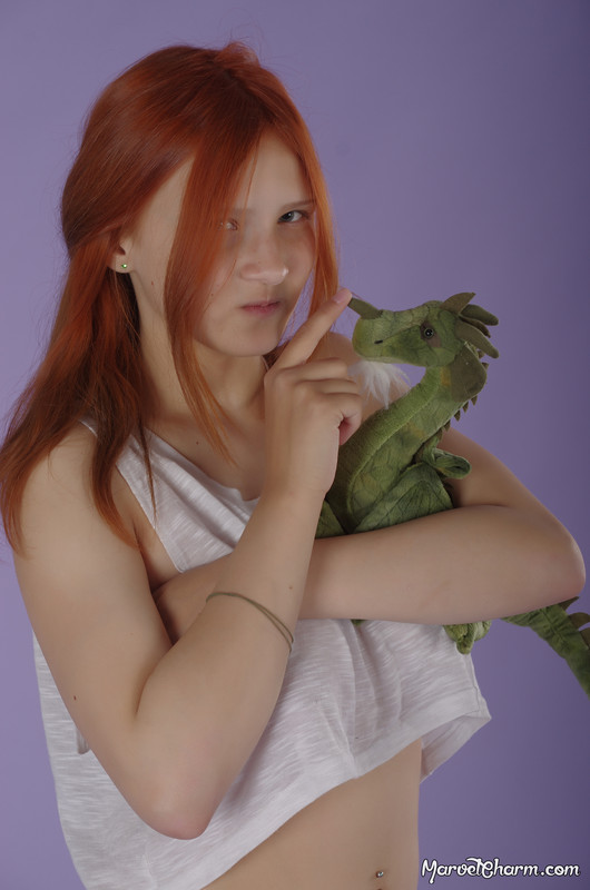 MarvelCharm_Lena-Playtime-100