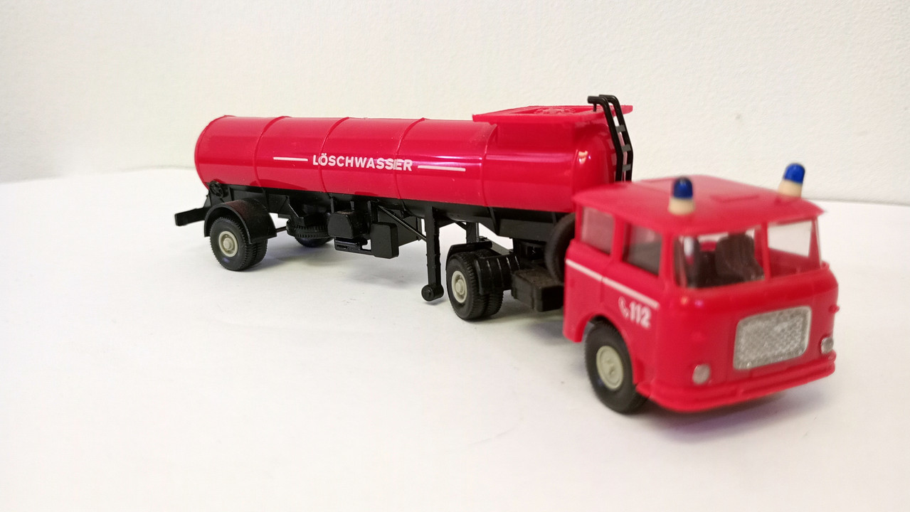 Mach (3691)