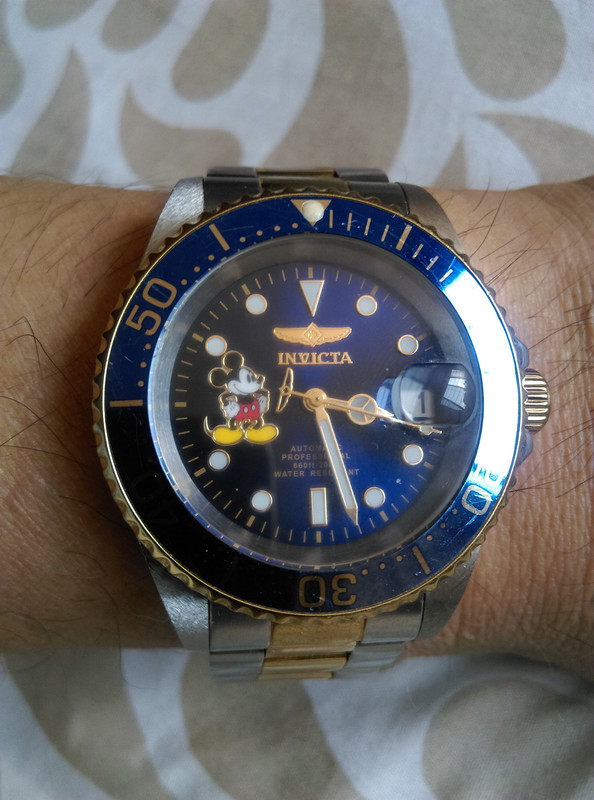 1568233619925-732643810