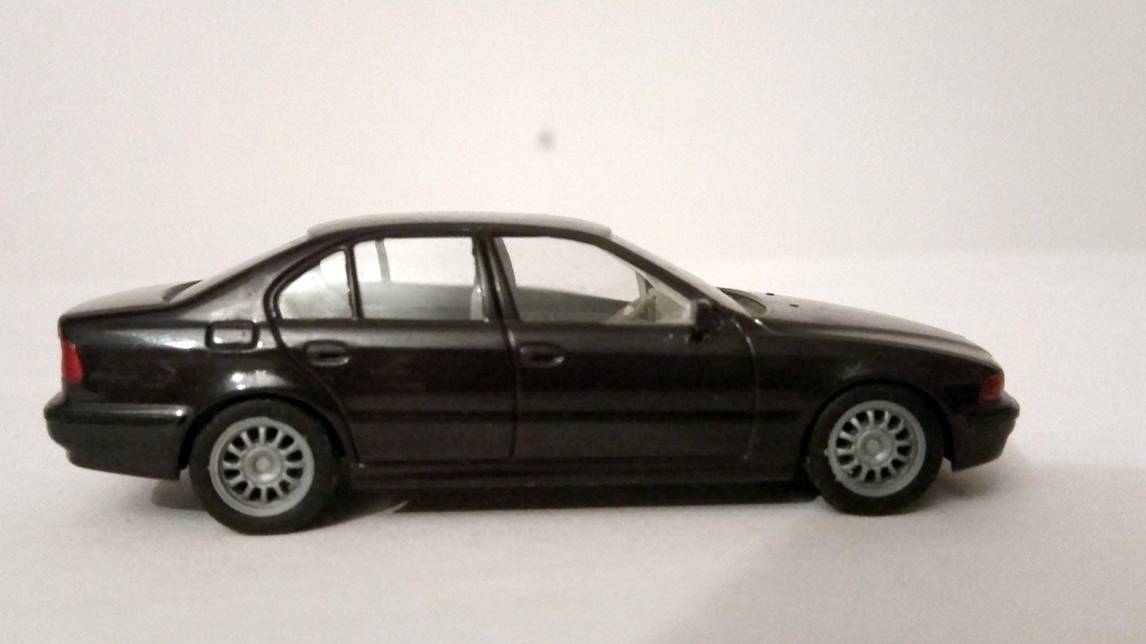 Mach (9128)