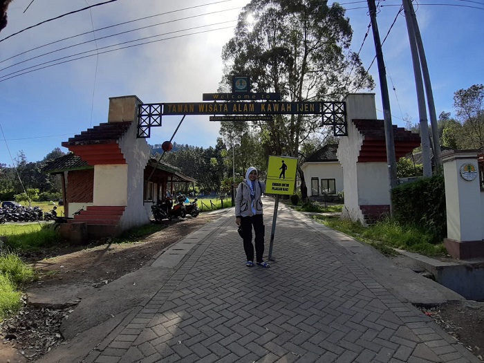 Pos registrasi Kawah Ijen