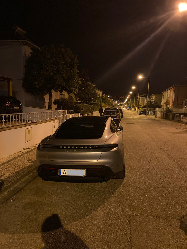 6277F944-1047-4773-B96F-05FCF8A5B2A9