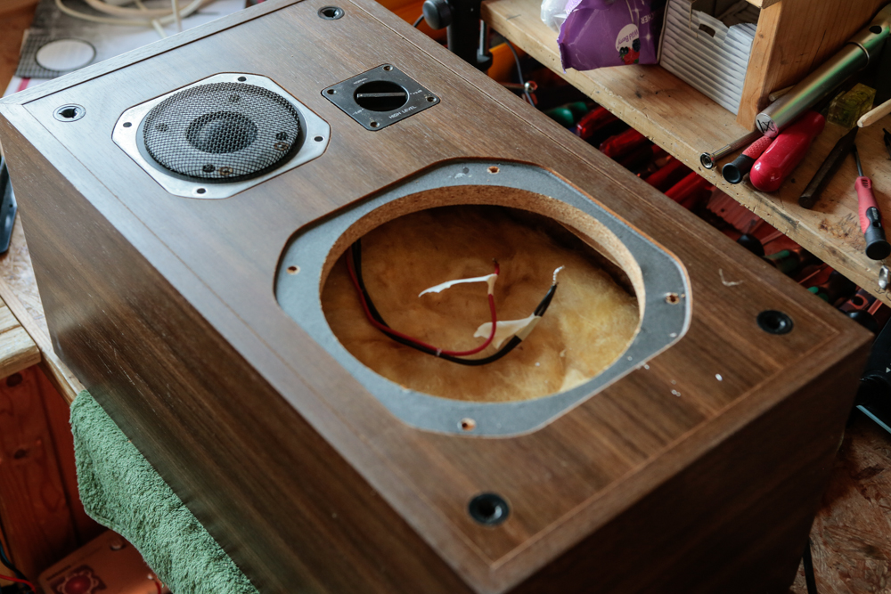 [Bild: Yamaha-NS-625-jcs-0007.jpg]