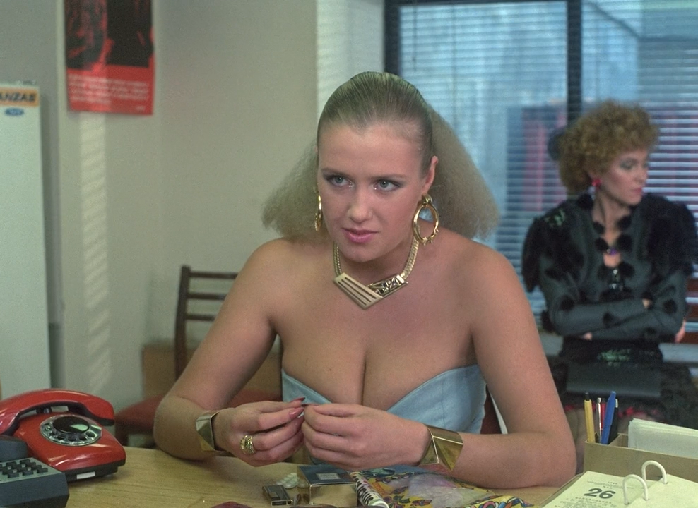 Интердевочка000258