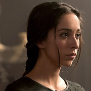 Oona-Chaplin-250.jpg