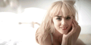 Danielle2.gif