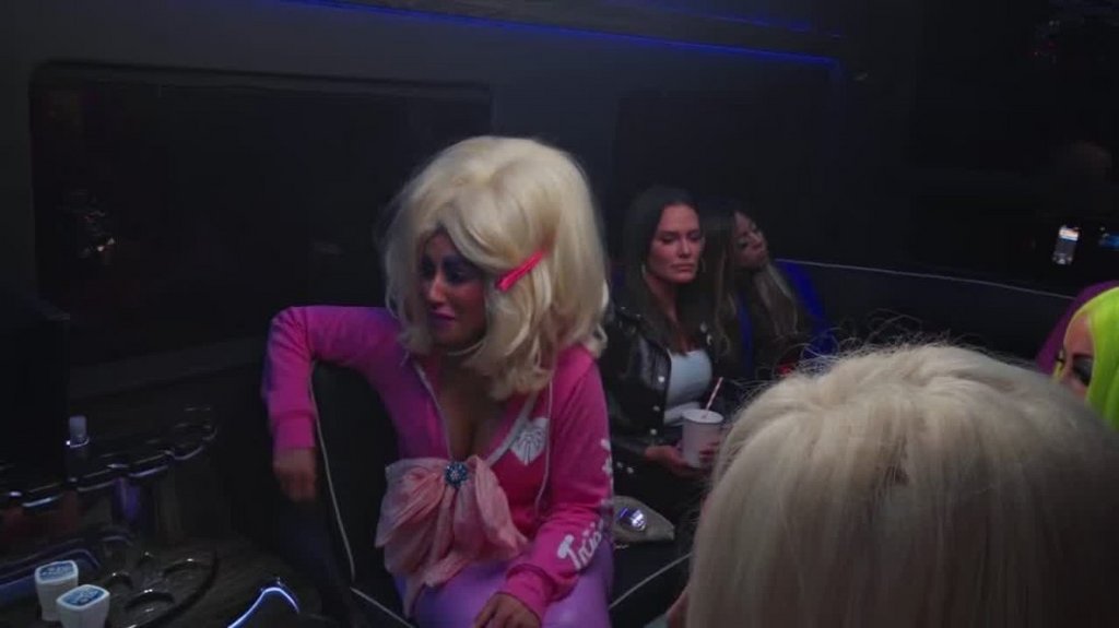 [Image: uzg9v77c8ice.jpg]