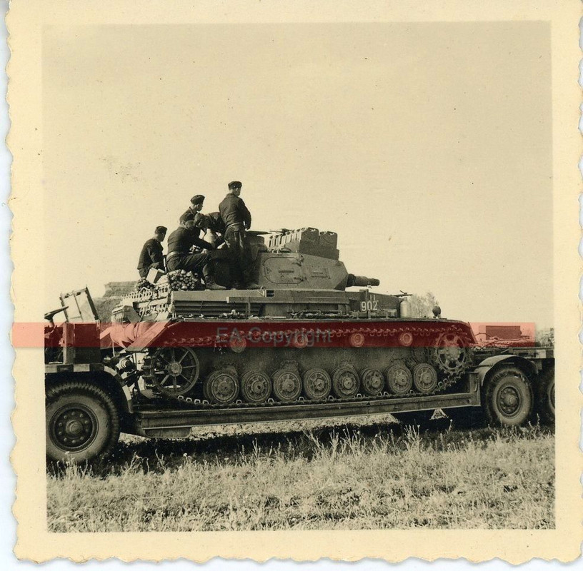Panzer IV Tank Tieflader LKW Trailer Anhänger Fo