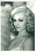 Lesley-Anne-Down-c48