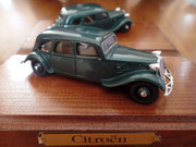 Norev-11-A-1935-Familiale-Vert-iris.jpg