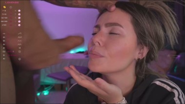 [Image: Cumshots22009004526.jpg]
