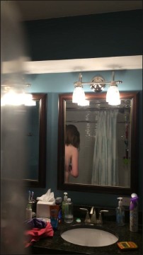 [Image: Voyeur10525140039.jpg]