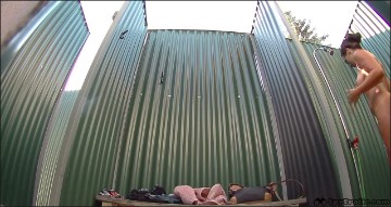 [Image: Voyeur37385125955.jpg]