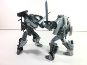 Studio-Series-Cogman-05