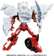 BCAS-02-Awakening-Change-Armor-Set-Arcee-Silver-Fang-6