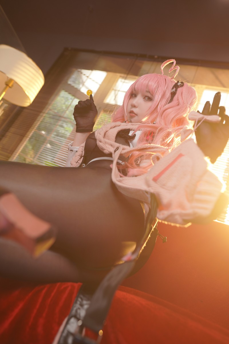 小和甜酒 Cosplay 交错战线卡提那 高清写真图集 [86P1V-523M]插图6