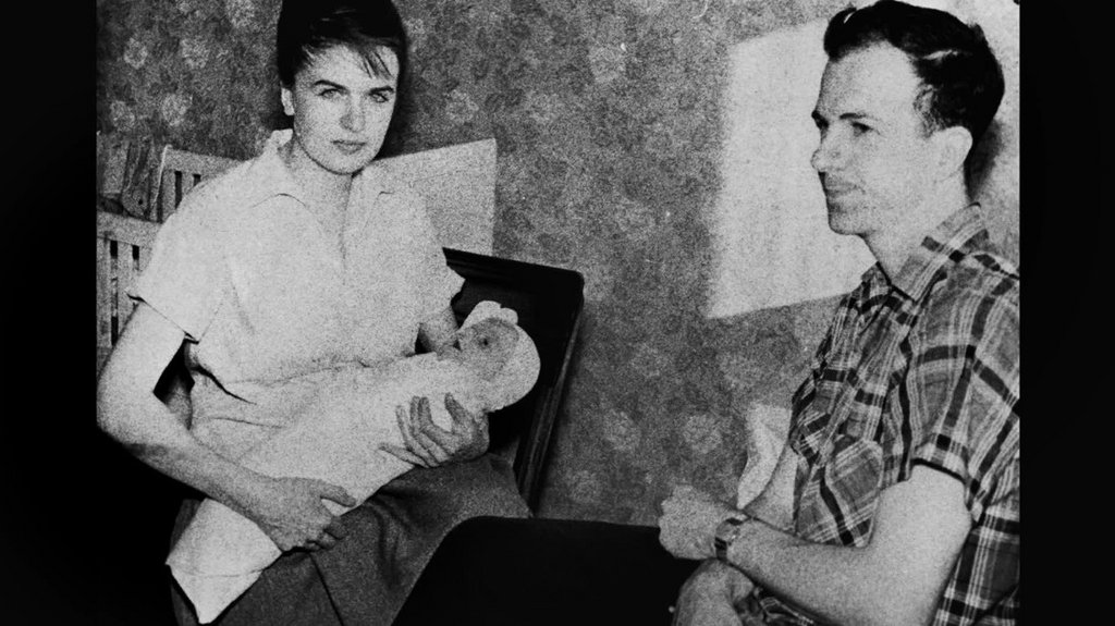 [Image: y4nl2xzjvc04.jpg]