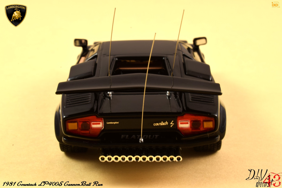 Lamborghini_Countach_CannonBall_Run_IXO (4)