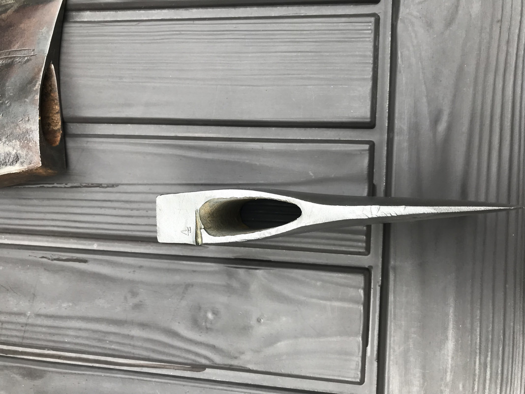 4FF3B3EE-26A5-4FA6-A172-332D077C5EFF