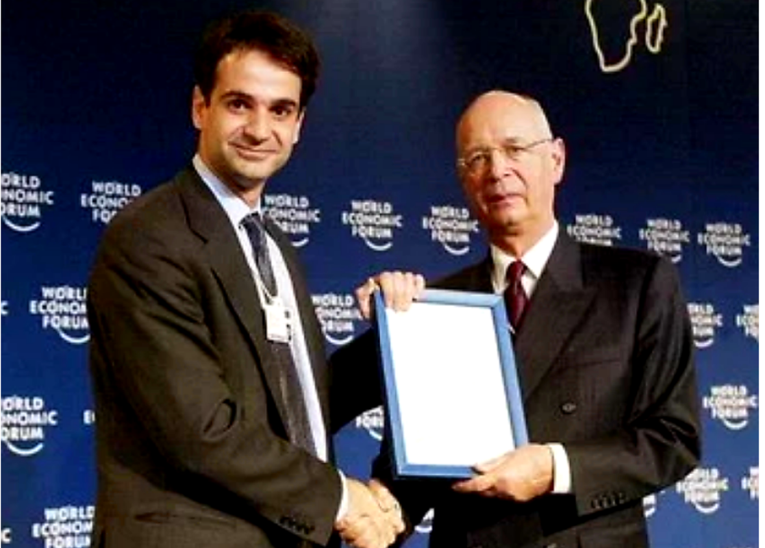 mitsotakisklaus-10-8.33.46-π.μ.-e1694325585753-1536x1100