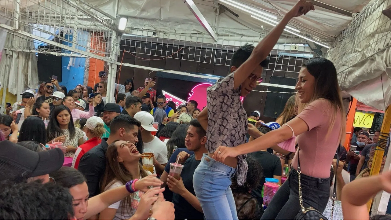 ¿Qué significa ir a pistear en México?