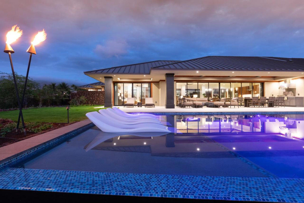 Tropical Stay