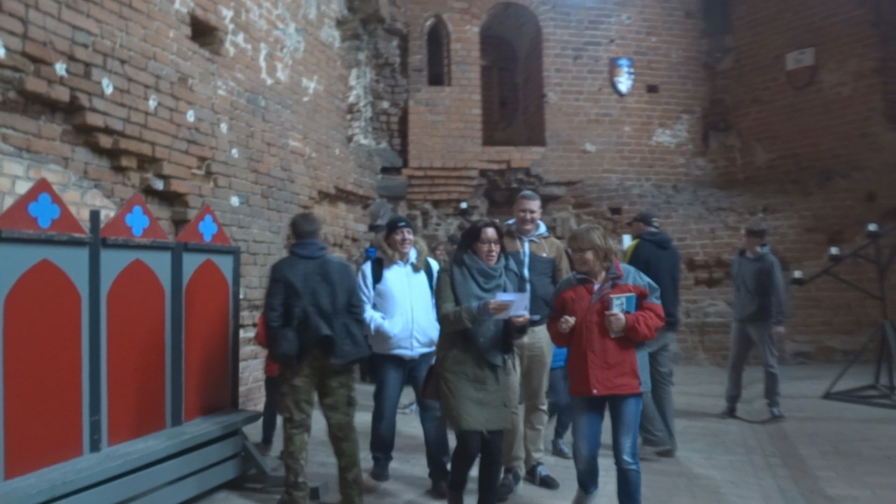 06.25 - Zamkowe atrakcje_000580