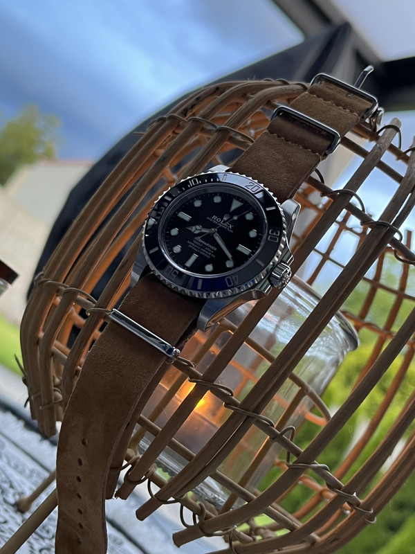 66AE8490-EB43-4315-B981-EBCCEF56CBEC