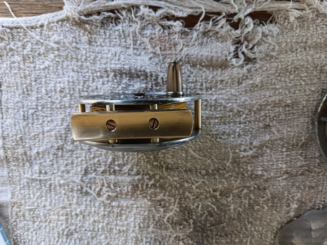 pflueger gem 2094 along with shake