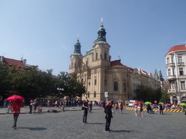 Praga: ed. danzante, Josefov, plaza ciudad vieja, puente Carlos e Isla Kampa - Viena - Bratislava - Praga (20)