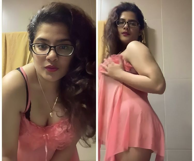 Hot indian aunty stripping teasing full nude exclusive viral video