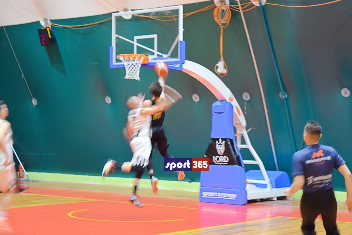 , &Omicron; &Delta;ί&omega;&nu; &Kappa;&upsilon;&pi;&alpha;&rho;&iota;&sigma;&sigma;ί&alpha;&sigmaf;&nbsp;64-60 &tau;&eta;&nu; &Kappa;&alpha;&lambda;&alpha;&mu;ά&tau;&alpha;&nbsp;B.C.&nbsp;&sigma;&tau;&eta;&nu; &Tau;έ&nu;&tau;&alpha;, &iota;&sigma;&omicron;&phi;ά&rho;&iota;&sigma;&epsilon; (1-1) &tau;&omicron;&upsilon;&sigmaf; &tau;&epsilon;&lambda;&iota;&kappa;&omicron;ύ&sigmaf; &tau;&eta;&sigmaf; &Alpha;1 &Epsilon;&Kappa;&Alpha;&Sigma;&Kappa;&Epsilon;&Nu;&Omicron;&Pi; (&phi;&omega;&tau;&omicron;&gamma;&rho;&alpha;&phi;&iota;&epsilon;&sigmaf; & &beta;ί&nu;&tau;&epsilon;&omicron;)