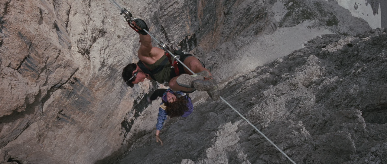 Cliffhanger (1993) RM4K + Extras (1080p BluRay x265 10bit AAC 5.1 r00t) [QxR]