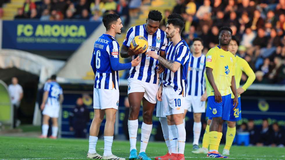 Porto vs AVS Futebol, 03h15 ngày 30/12