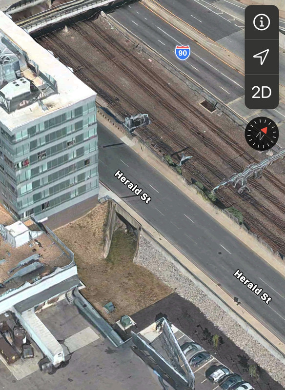 E0FF5932-FACE-48A3-88F7-695F094D0503