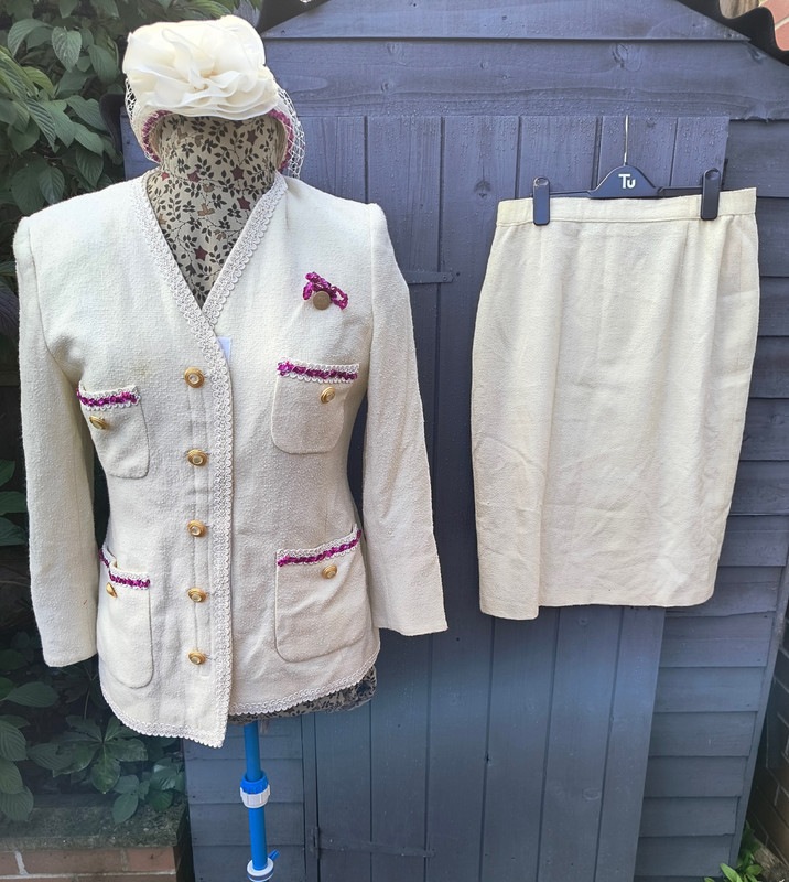 Cream Blazer, Skirt & Hat - Adult 12