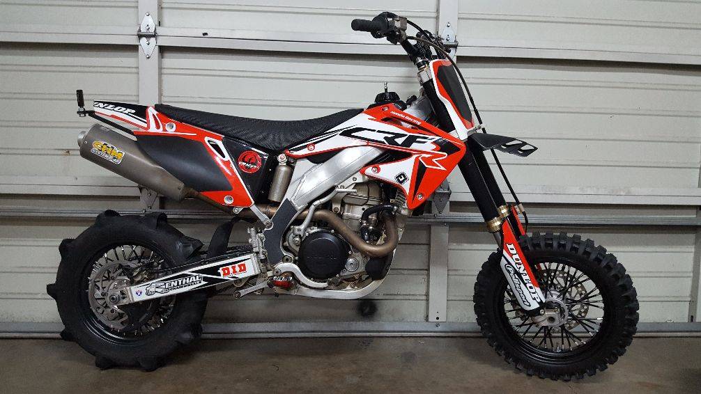 00R0R_5HGpNzSXSWs_1200x900