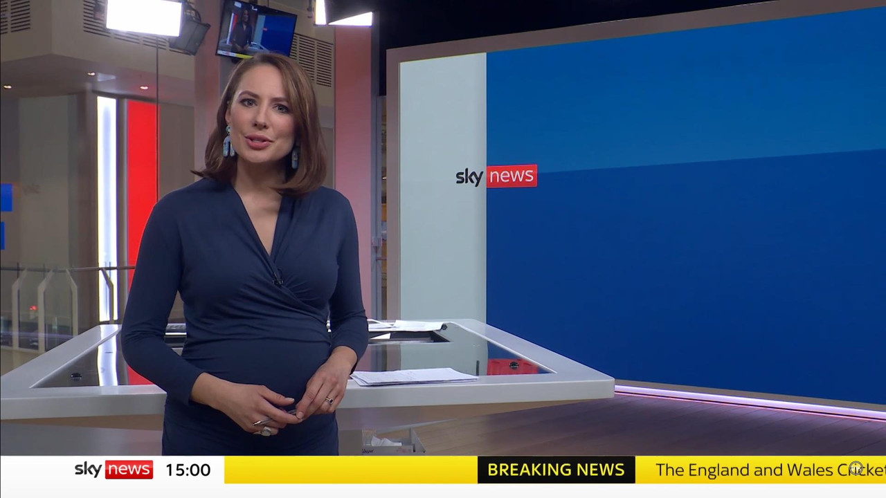 02.11 - 14.00.00 - Sky News. Bringing you the latest home and interna..._001.ts_snapshot_16.32_[2022