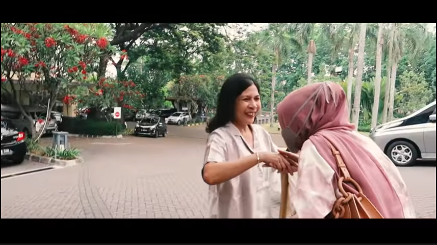 Putri Delina bertemu ibunda Jeffry Reksa