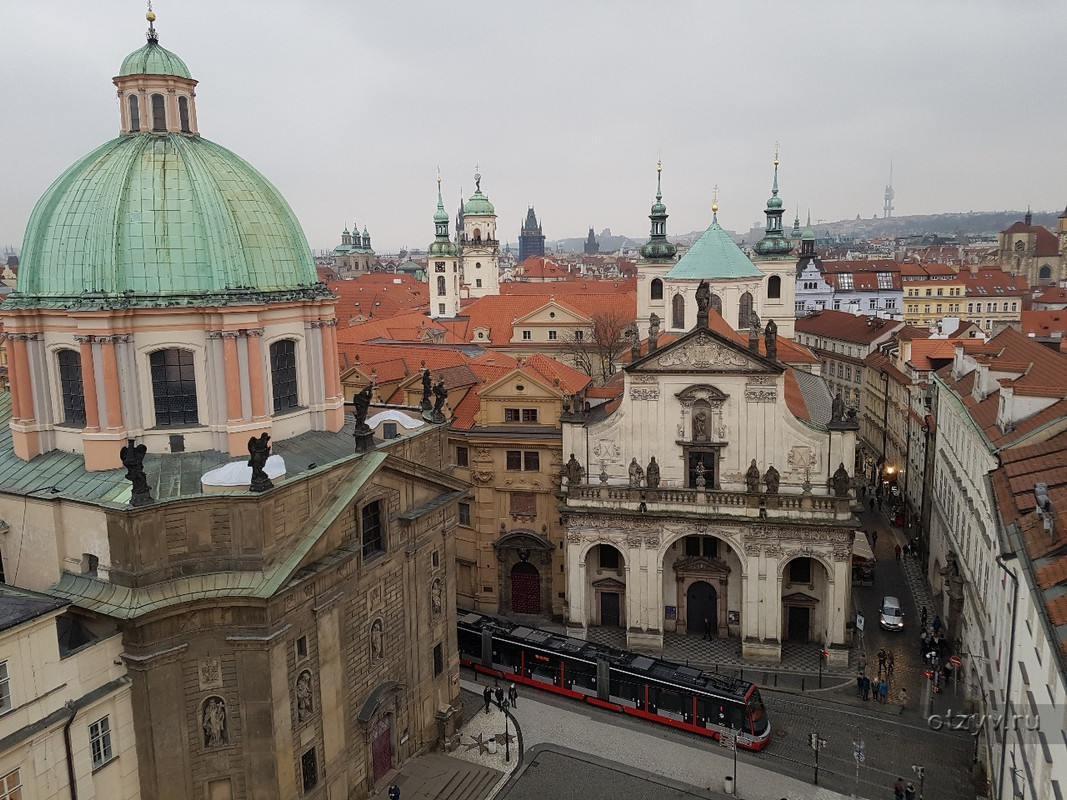 1701180006542133933 Площадь Крестоносцев в Праге