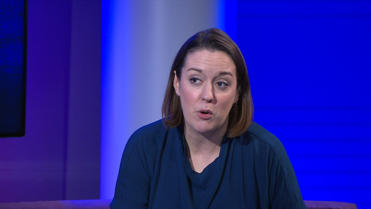 Newsnight_20201127_22452315.ts_snapshot_32.49.817