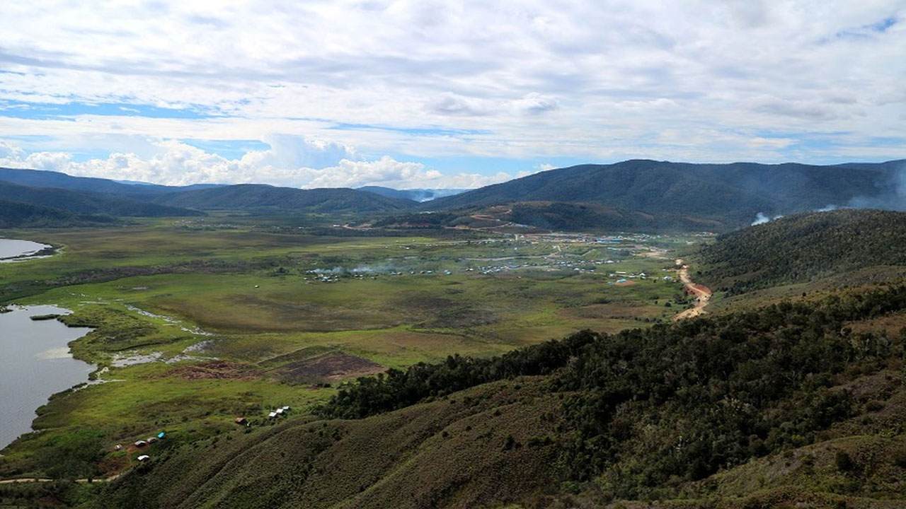 Pegunungan Arfak, Negeri di Atas Awan yang Menyimpan Ribuan Keajaiban