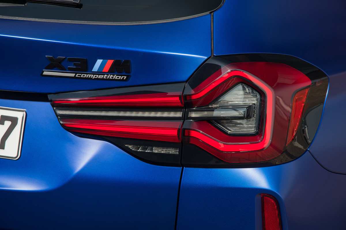 P90423910_highRes_the-new-bmw-x3-m-com