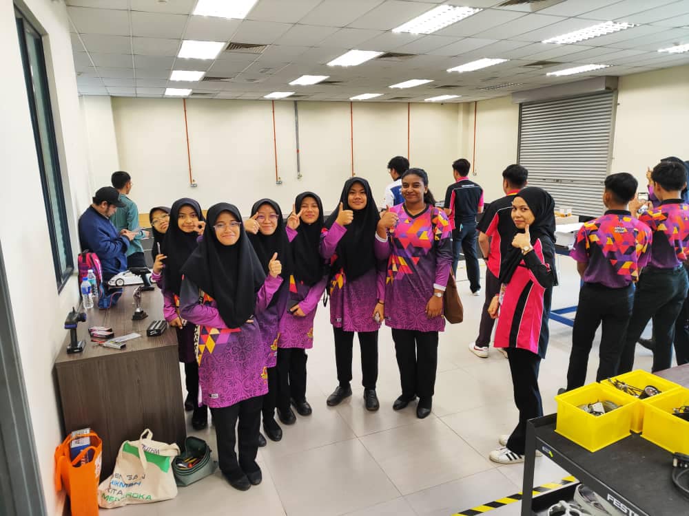 Renewable Energy Laboratory Knowledge Transfer Program