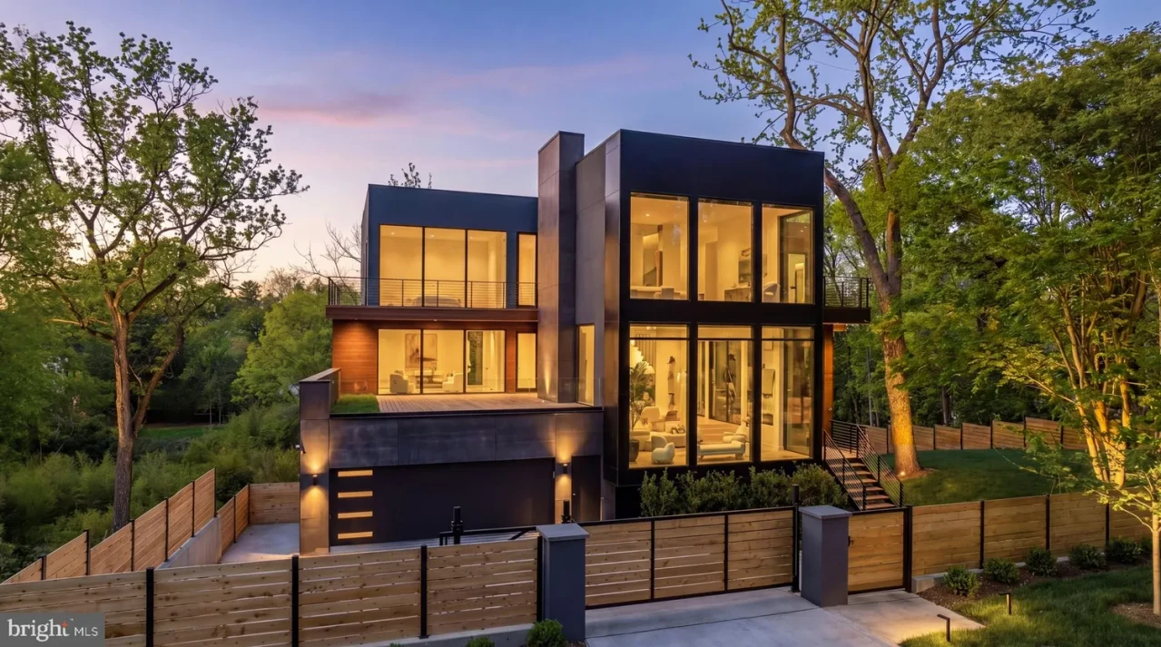 2676 Chain Bridge Rd NW, Washington DC luxury property