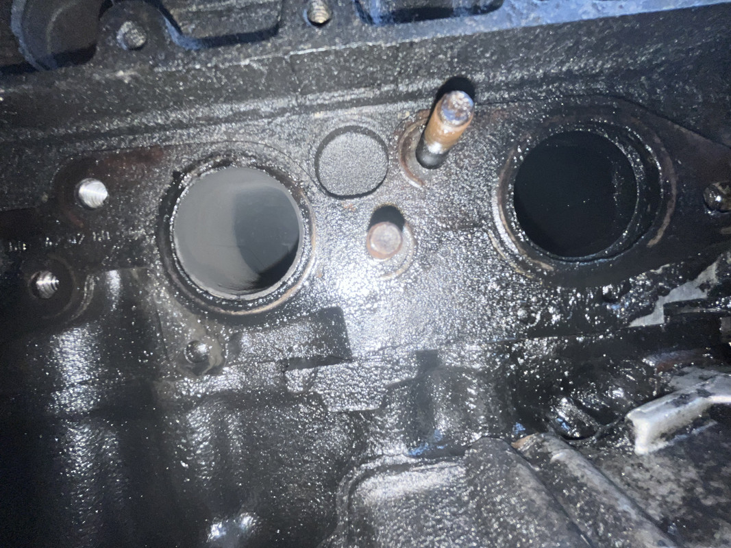 873305AD-B9DF-4FFC-B5EF-2BD18C017A7D